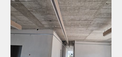 sufit-podwieszany — zdjęcie